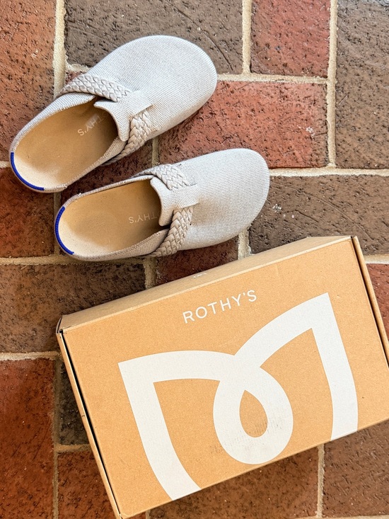 Rothy's Shoes - Rothy's Women’s Slip-On Braided Mule in DOVE size 5